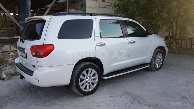 Toyota Sequoia 2009, 80,000 km - 5.7 l - Bakı