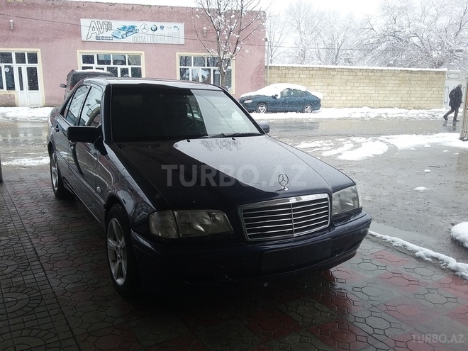 Mercedes C 240 2000, 222,790 km - 2.4 l - Göyçay