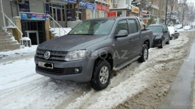 Volkswagen Amarok 2012, 25,600 km - 2.4 л - Bakı