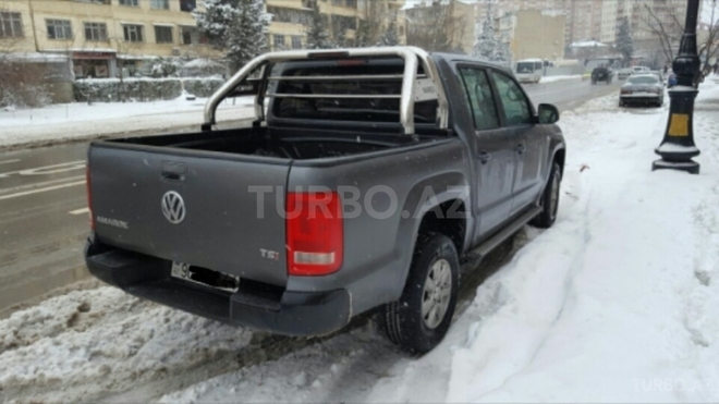 Volkswagen Amarok 2012, 25,600 km - 2.4 л - Bakı