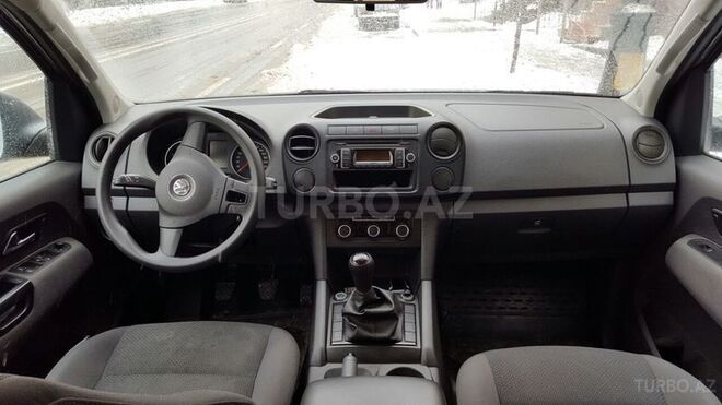 Volkswagen Amarok 2012, 25,600 km - 2.4 л - Bakı