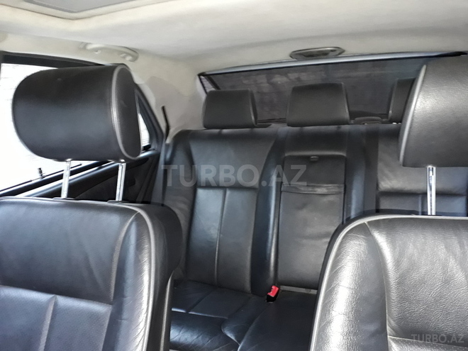Mercedes E 220 2001, 345,500 km - 2.2 l - Bakı