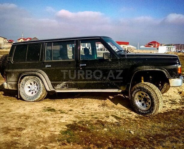 Nissan Patrol 1994, 325,860 km - 4.2 l - Bakı