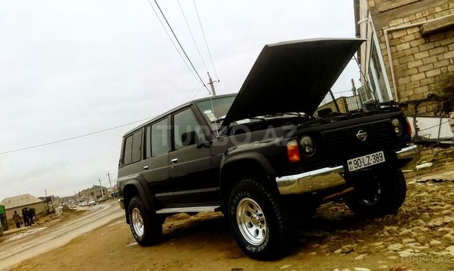 Nissan Patrol 1994, 325,860 km - 4.2 l - Bakı