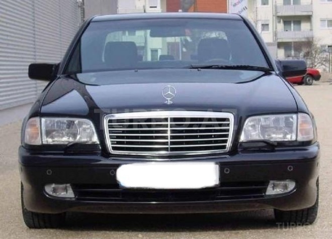 Mercedes C 240 1999, 135,000 km - 2.4 l - Bakı