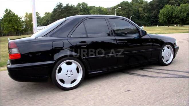 Mercedes C 240 1999, 135,000 km - 2.4 l - Bakı