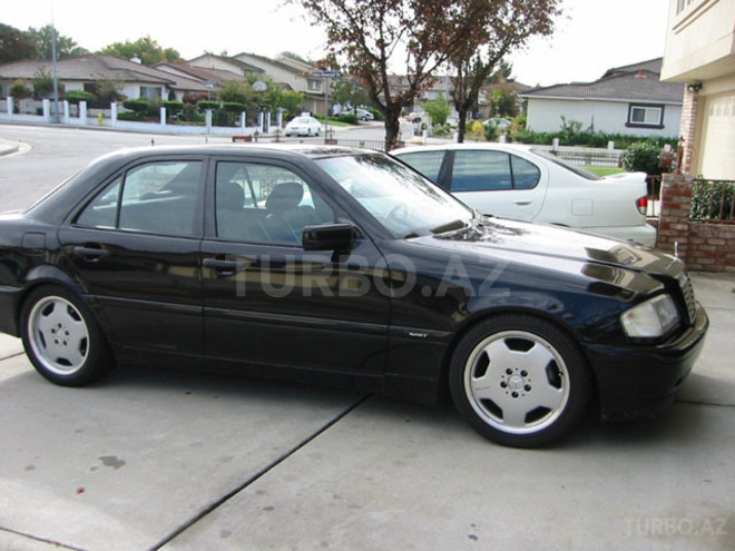 Mercedes C 240 1999, 135,000 km - 2.4 l - Bakı
