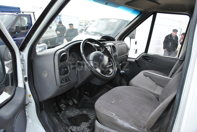 Ford Transit 2001, 175,000 km - 2.4 л - Şəki