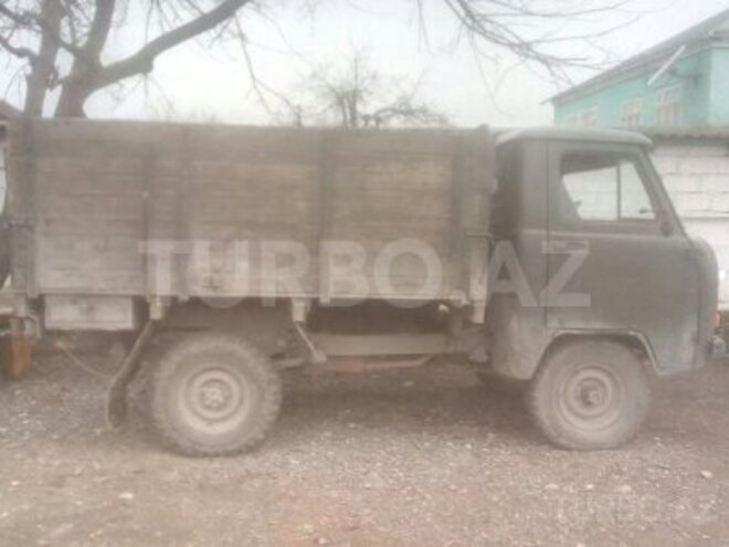 UAZ 3303 1986, 212,452 km - 0.3 л - Quba