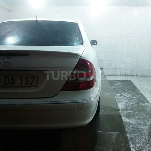 Mercedes E 240 2002, 280,000 km - 2.4 л - Balakən