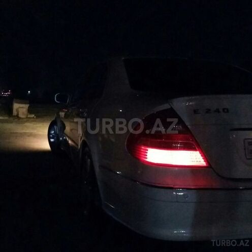 Mercedes E 240 2002, 280,000 km - 2.4 л - Balakən
