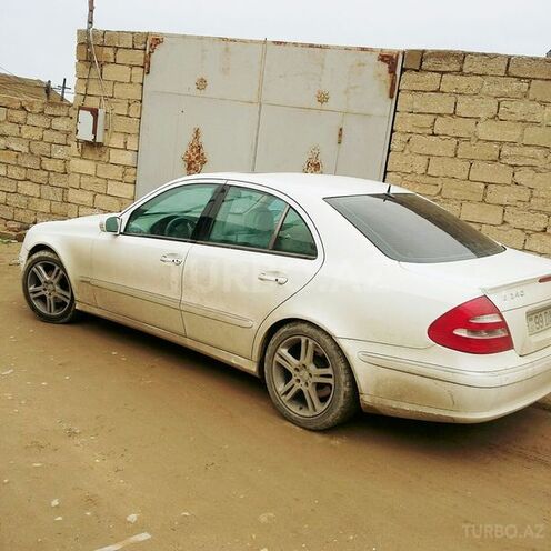 Mercedes E 240 2002, 280,000 km - 2.4 л - Balakən