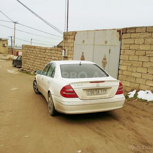 Mercedes E 240 2002, 280,000 km - 2.4 л - Balakən