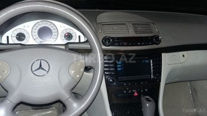 Mercedes E 240 2002, 280,000 km - 2.4 л - Balakən