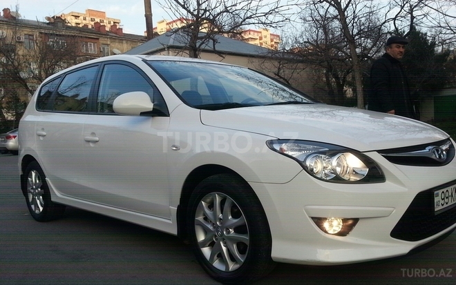Hyundai i30 2011, 37,000 km - 1.6 l - Bakı