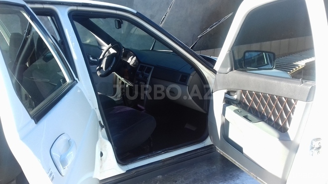 LADA (VAZ) Priora 2010, 180,000 km - 1.6 l - Gəncə