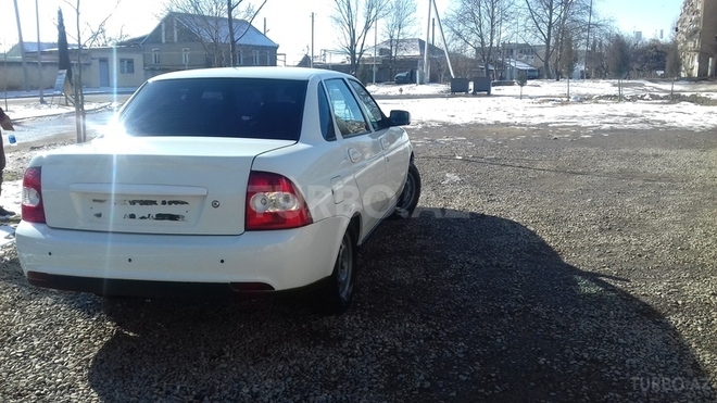 LADA (VAZ) Priora 2010, 180,000 km - 1.6 l - Gəncə