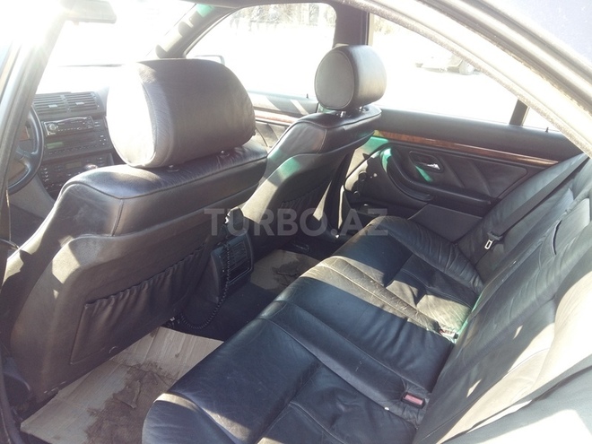 BMW 523 1997, 299,443 km - 2.5 l - Sumqayıt