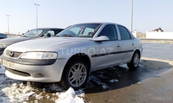 Opel Vectra 1997, 450,000 km - 2.0 l - Bakı