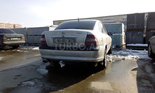 Opel Vectra 1997, 450,000 km - 2.0 l - Bakı