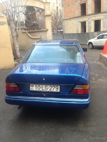 Mercedes E 200 1987, 190,000 km - 2.0 л - Bakı
