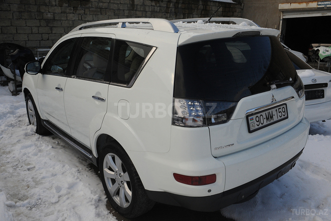 Mitsubishi Outlander 2010, 171,346 km - 3.0 л - Bakı
