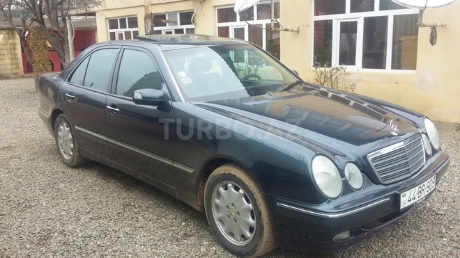 Mercedes E 220 1999, 282,000 km - 2.2 l - Masallı
