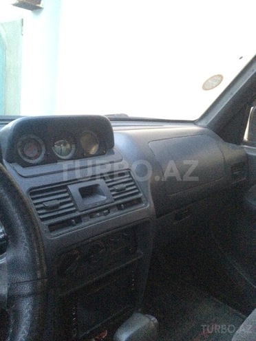 Mitsubishi Pajero 1995, 373,000 km - 2.8 l - Bakı