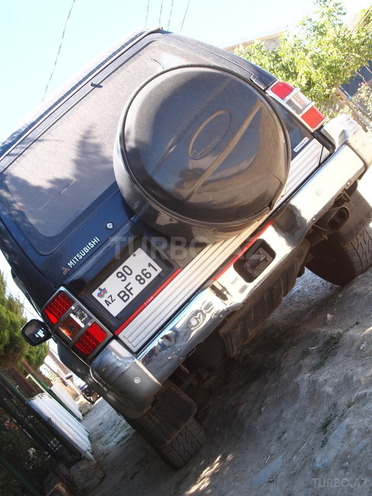 Mitsubishi Pajero 1995, 373,000 km - 2.8 l - Bakı