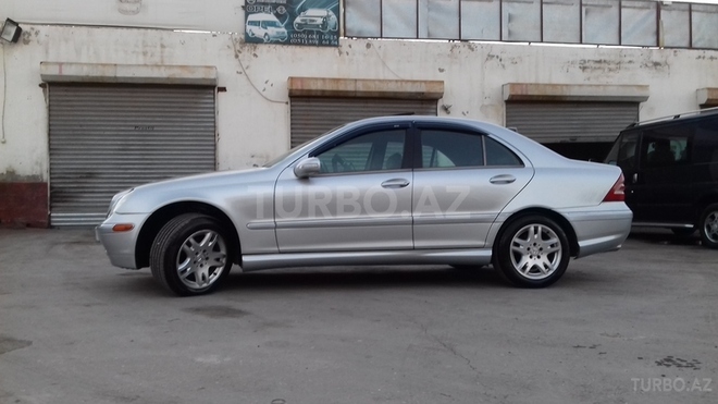 Mercedes C 240 2001, 13,600 km - 2.4 l - Sumqayıt