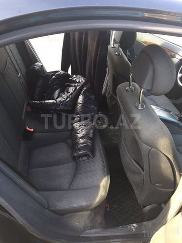 Mercedes E 220 2002, 355 km - 2.2 l - Bərdə