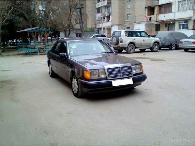 Mercedes E 200 1991, 340,000 km - 0.2 l - Bakı