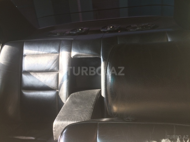Mercedes E 220 1993, 290,000 km - 2.2 л - Ağsu