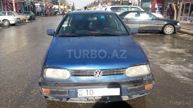 Volkswagen Golf 1994, 200,000 km - 1.8 l - Bakı