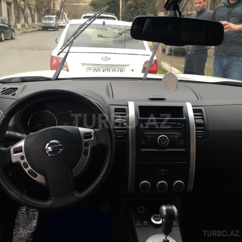 Nissan X-Trail 2014, 42,000 km - 2.5 l - Bakı
