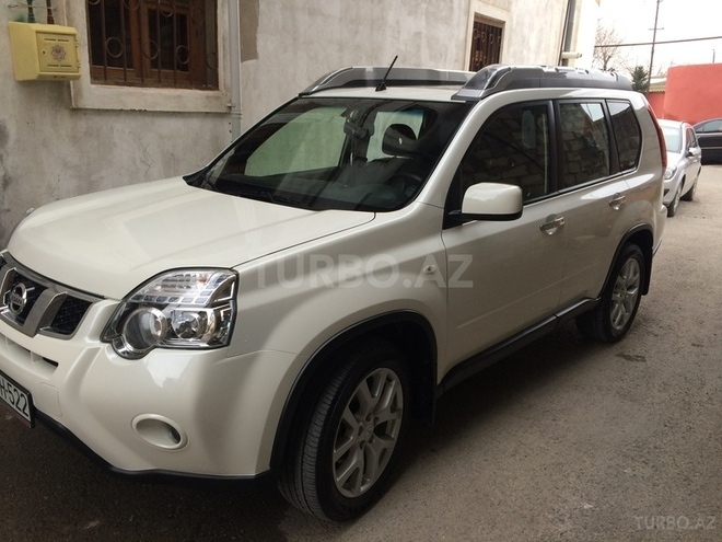 Nissan X-Trail 2014, 42,000 km - 2.5 l - Bakı