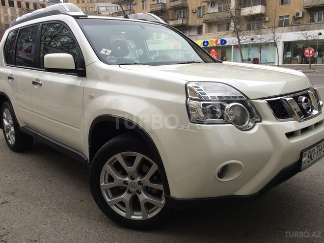 Nissan X-Trail 2014, 42,000 km - 2.5 l - Bakı