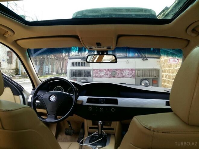 BMW 520 2004, 170,000 km - 2.2 l - Bakı