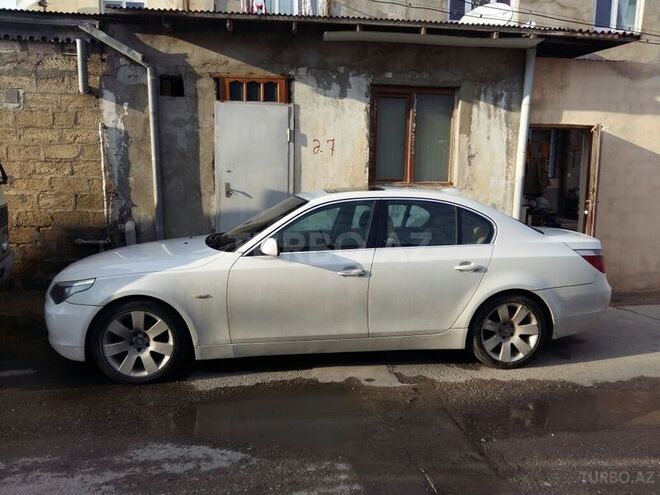 BMW 520 2004, 170,000 km - 2.2 l - Bakı