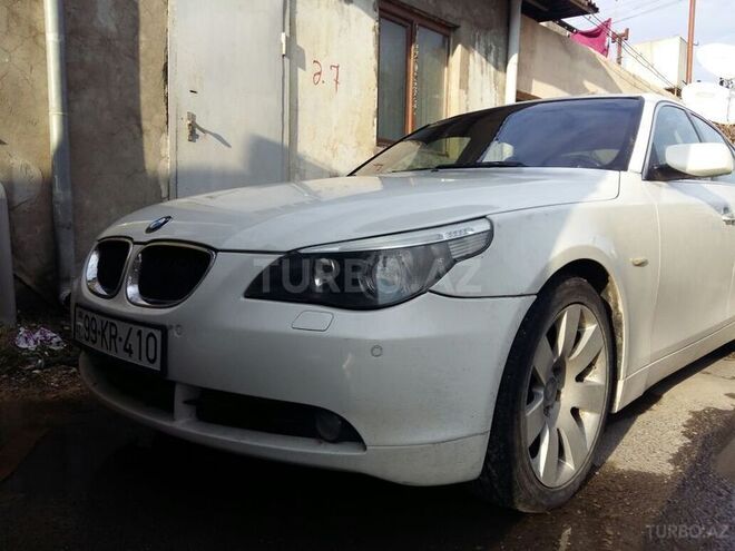 BMW 520 2004, 170,000 km - 2.2 l - Bakı