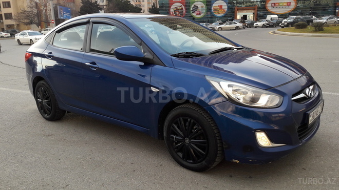 Hyundai Accent 2012, 60,000 km - 1.6 л - Bakı
