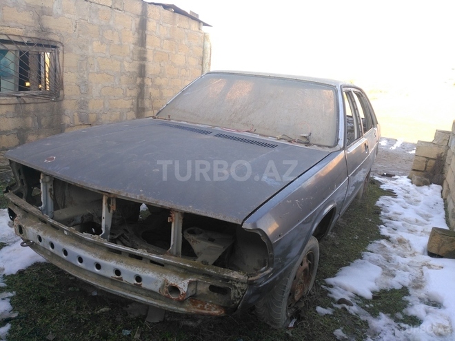 Audi  1990, 2,222,222 km - 0.2 l - Salyan