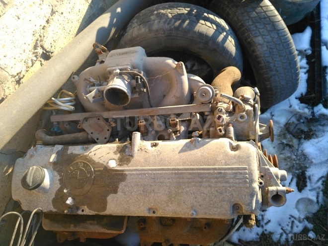 Audi  1990, 2,222,222 km - 0.2 l - Salyan