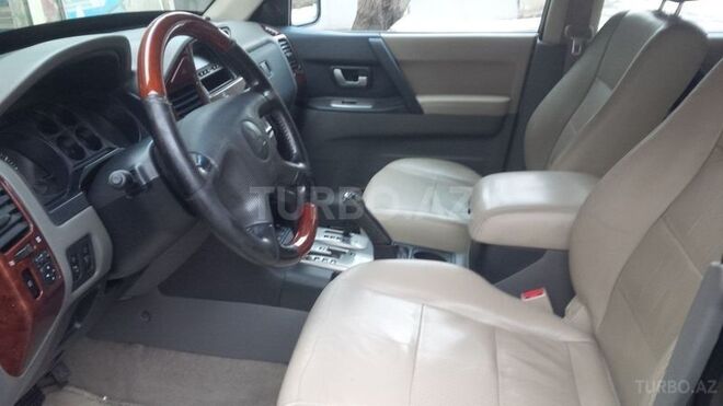 Mitsubishi Pajero 2006, 189,000 km - 3.0 l - Bakı