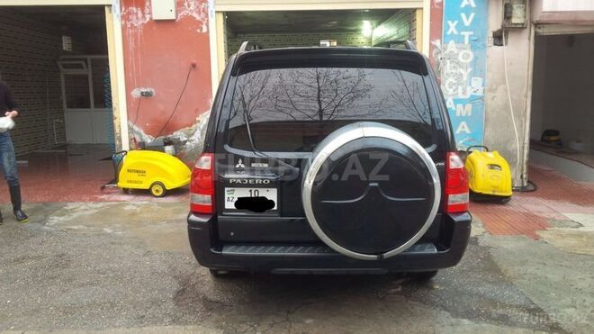 Mitsubishi Pajero 2006, 189,000 km - 3.0 l - Bakı