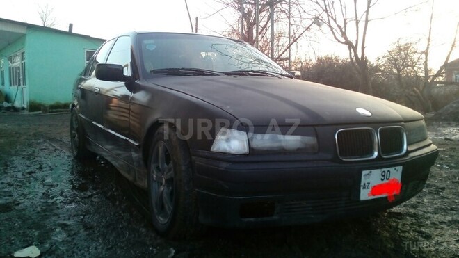 BMW 316 1994, 300,000 km - 2.0 l - Astara