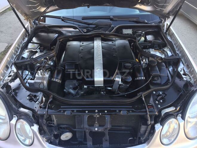Mercedes E 240 2002, 260,000 km - 0.2 l - Gəncə