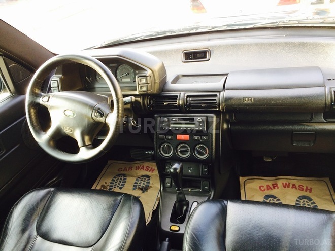 Land Rover Freelander 2002, 182,000 km - 2.5 l - Sumqayıt