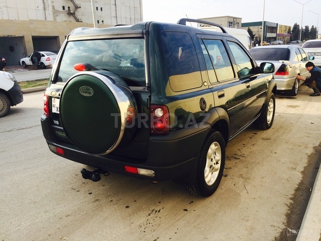 Land Rover Freelander 2002, 182,000 km - 2.5 l - Sumqayıt
