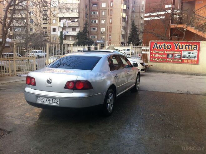 Volkswagen  2002, 220,000 km - 3.2 l - Bakı